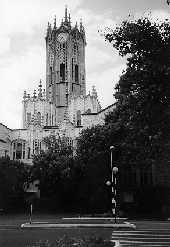 The power outage caused a few tourist sites to become black-and-white.