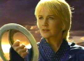 That's it, Gabrielle--look this way, hold up the super-chakram and look like you know how to use it!  Work with me!